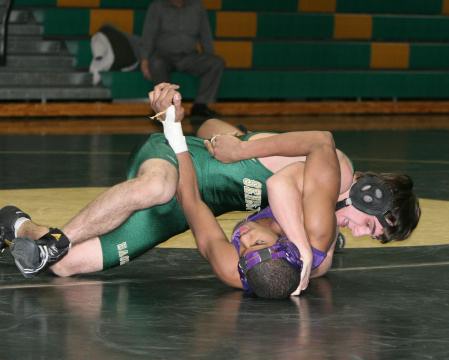 08 seneca wrestling081