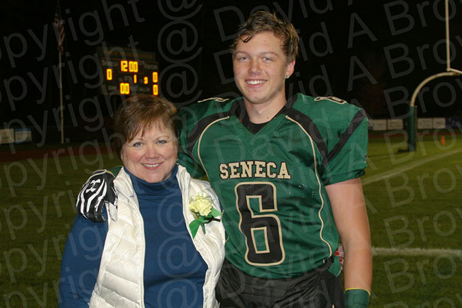 SVF_Seniors_16_034