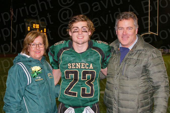 SVF_Seniors_16_039