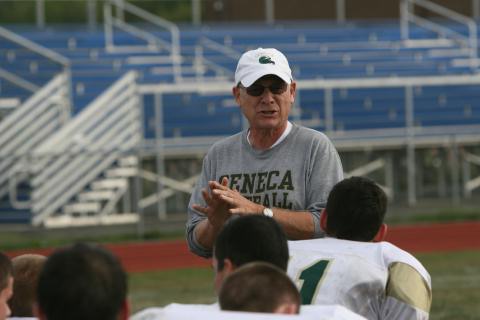 Coach maz